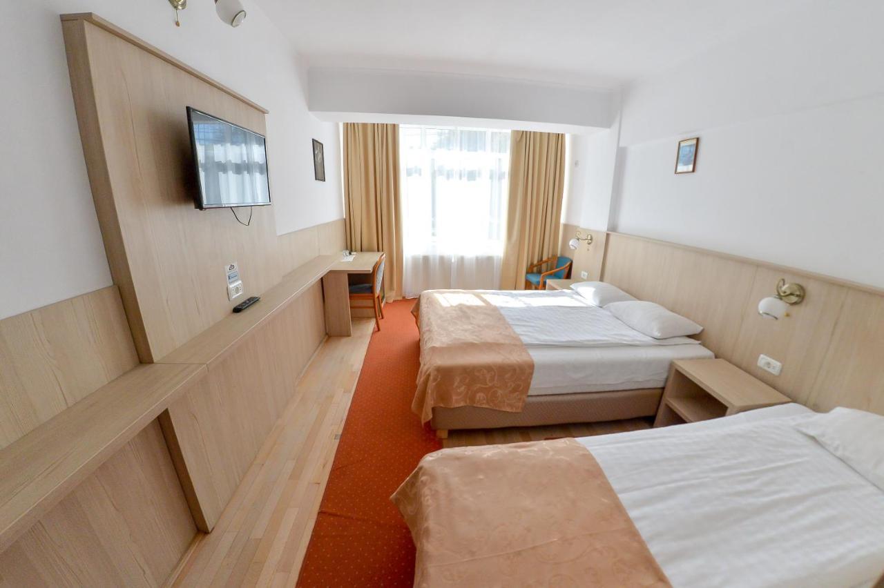 Hotel Gallant Сибиу Экстерьер фото